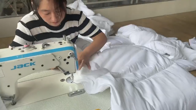 羽绒被缝纫