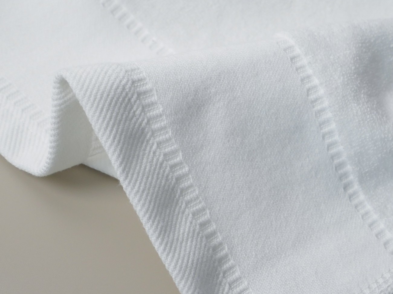 美容院毛巾套装全棉包头巾SPA会所皮肤管理面巾加厚铺床白浴巾