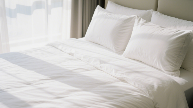 布草常见问题解析：泛黄、泛灰、起皱与起球的成因及对策