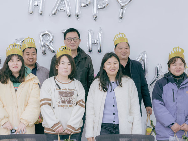 生日会合影（一）